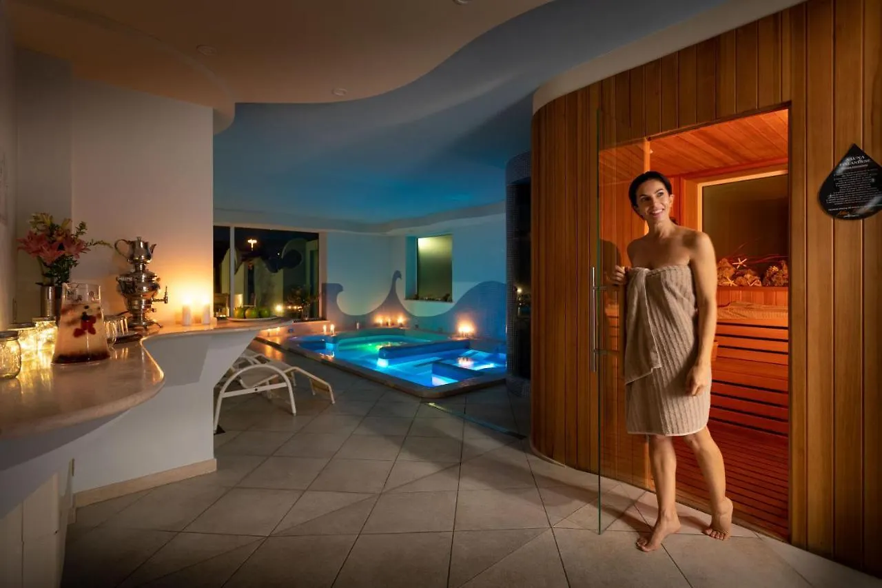Nero D'Avorio Aparthotel & Spa Rimini Italien