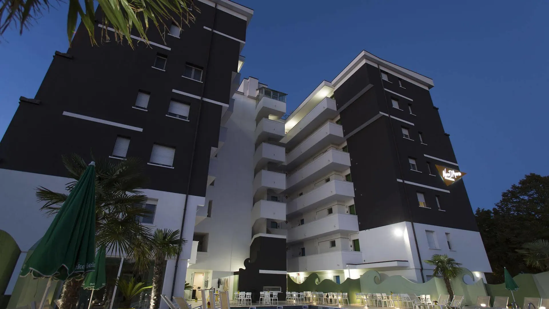 ****  Nero D'Avorio Aparthotel & Spa Rimini Italien